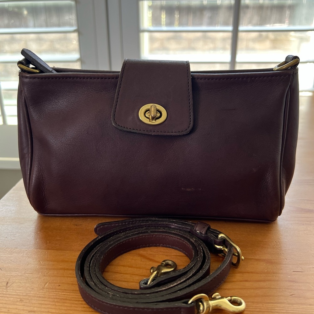 COACH Vintage Turnlock Tango Demi Penny Pocket Crossbody - L9C-9154